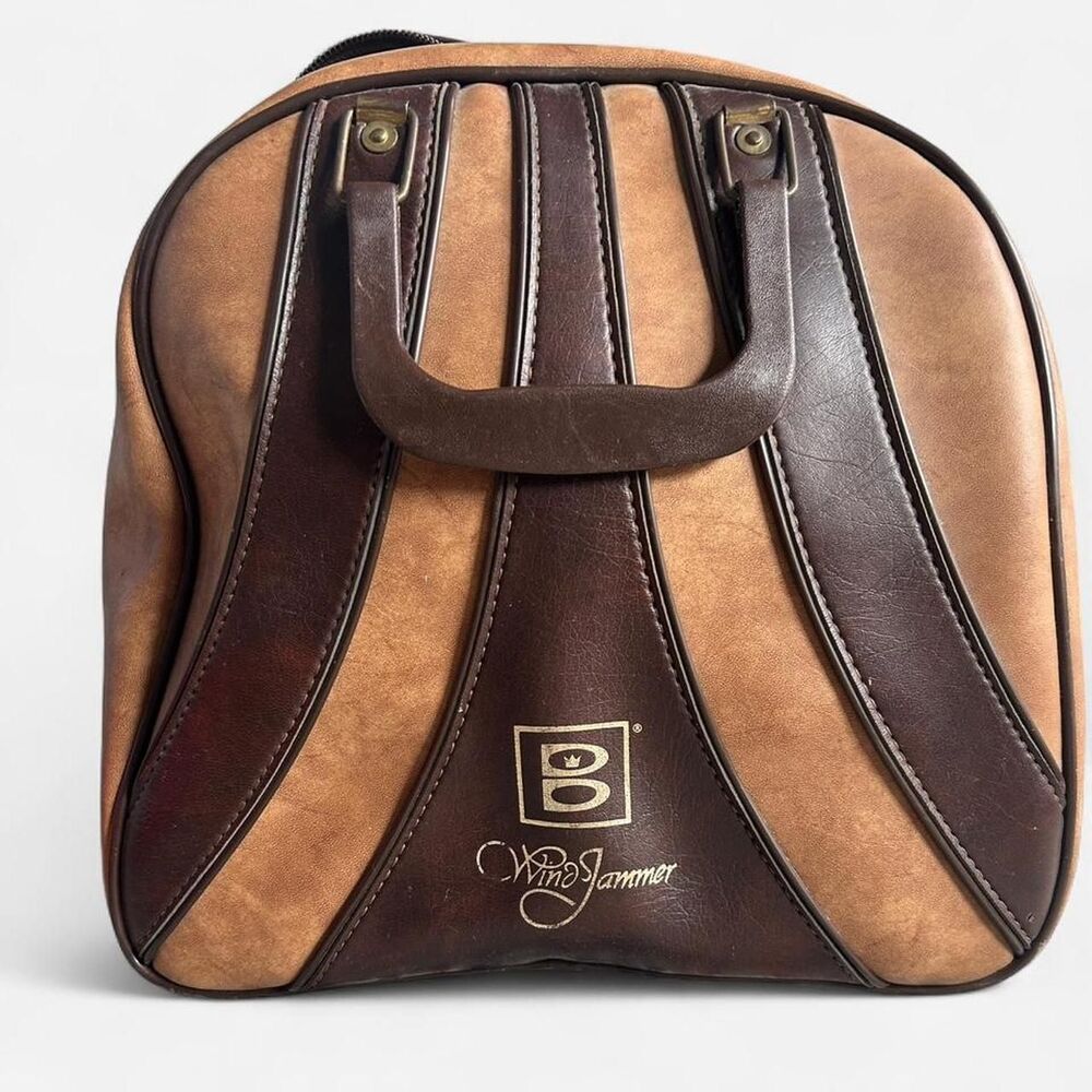 Vintage Brunswick Wind Jammer Two Tone Bowling Bag with Metal Rack